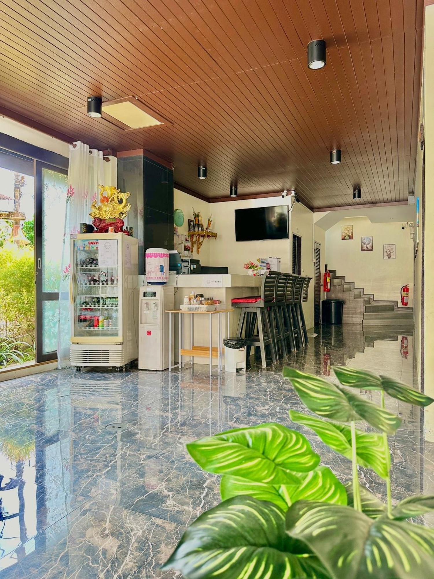Thai Classic House Patong Luaran gambar