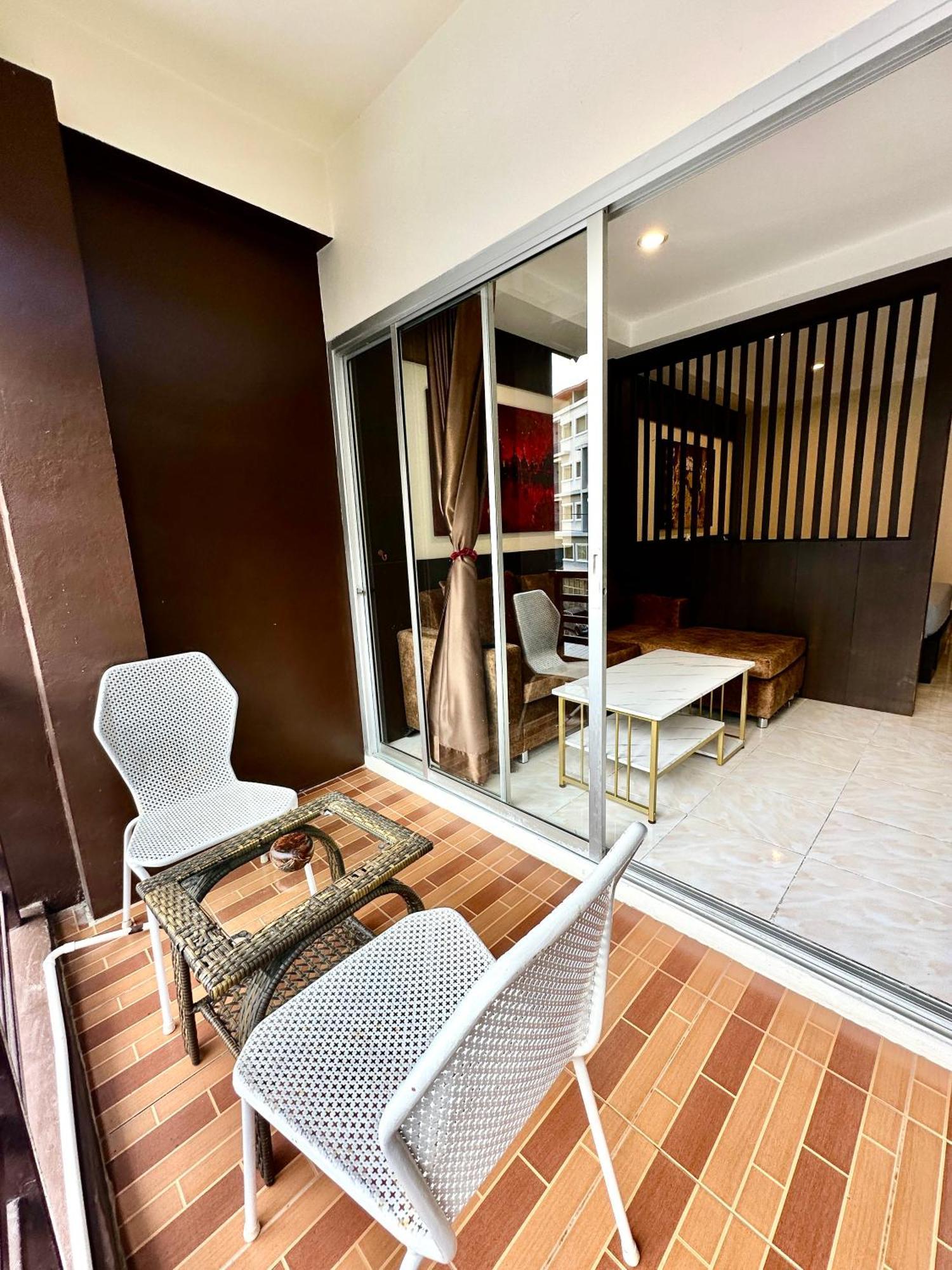 Thai Classic House Patong Luaran gambar