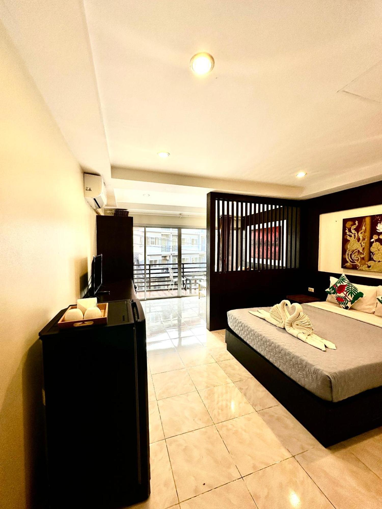 Thai Classic House Patong Luaran gambar