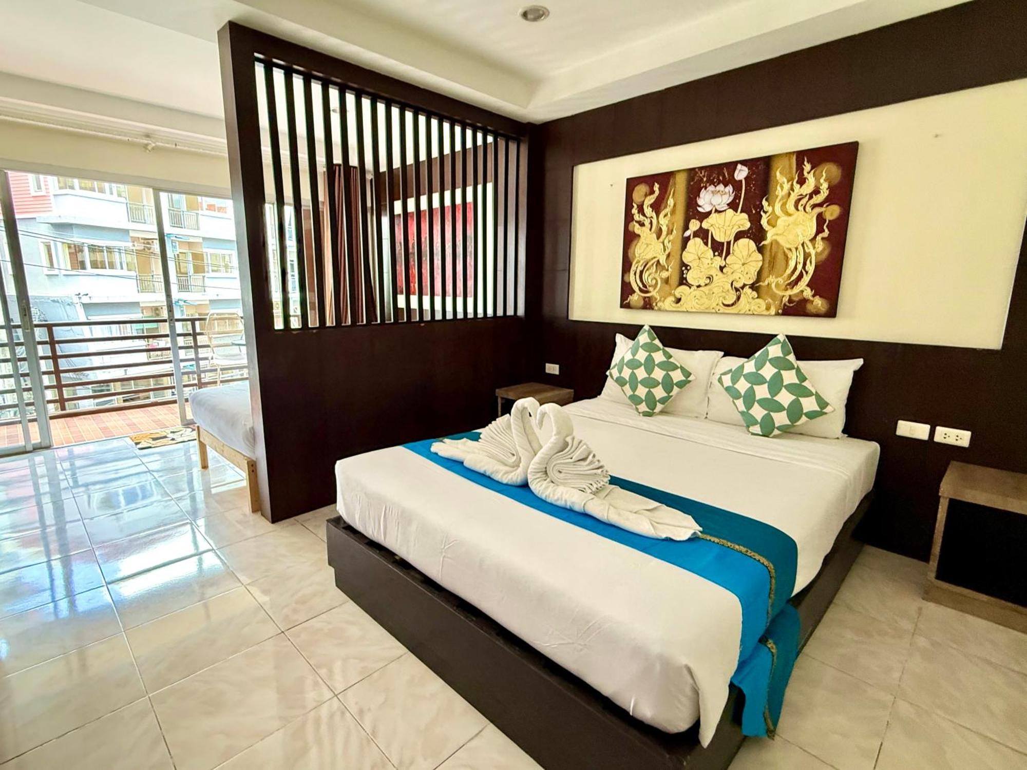 Thai Classic House Patong Luaran gambar