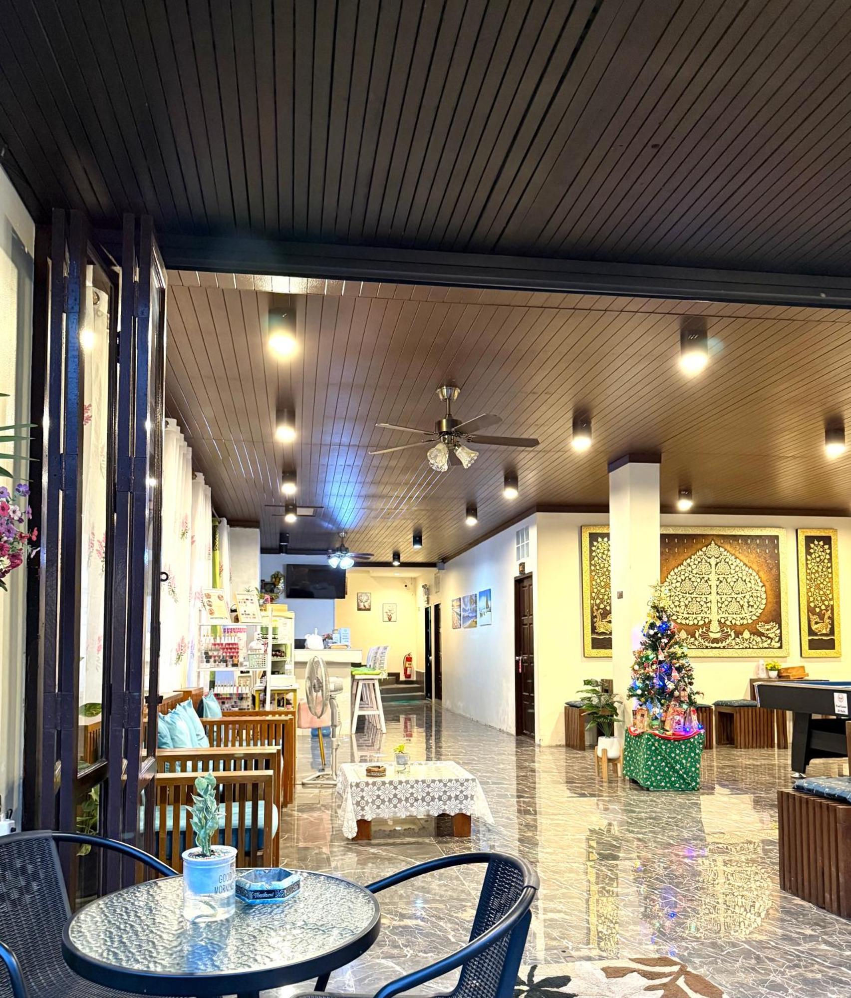 Thai Classic House Patong Luaran gambar