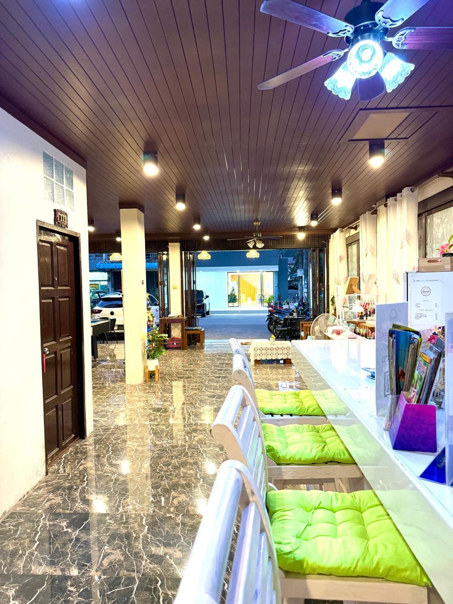 Thai Classic House Patong Luaran gambar